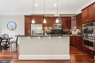 4462 MacArthur Blvd NW, Washington, DC 20007 - Photo 12