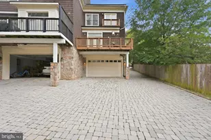 4462 MacArthur Blvd NW, Washington, DC 20007 - Photo 36