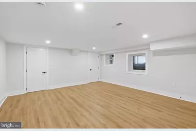 54 Rhode Island Avenue NE, Washington, DC 20002 - Photo 38