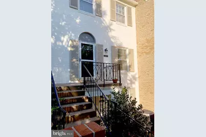 3249 B Sutton Place NW #B, Washington, DC 20016 - Photo 1