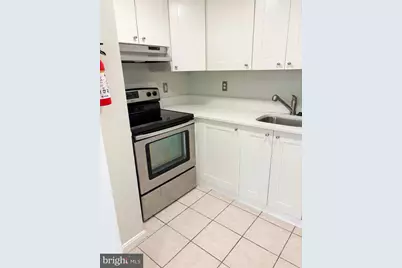 1335 Wallach Place NW #B, Washington, DC 20009 - Photo 6