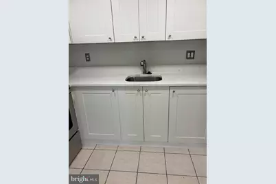 1335 Wallach Place NW #B, Washington, DC 20009 - Photo 4