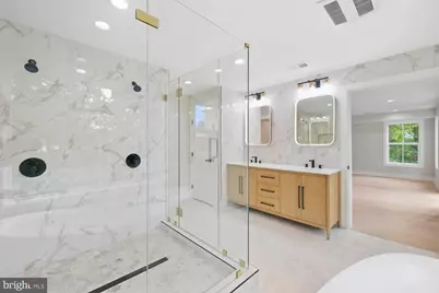 2902 Vista Street NE, Washington, DC 20018 - Photo 38