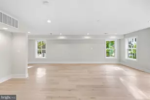 2902 Vista St NE, Washington, DC 20018 - Photo 34