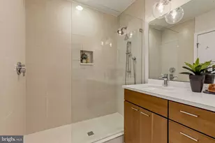 2023 Kalorama Rd NW, Washington, DC 20009 - Photo 16
