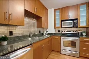910 M Street NW, Washington, DC 20001 - Photo 12