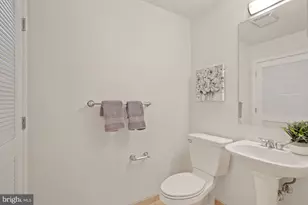 910 M Street NW, Washington, DC 20001 - Photo 26