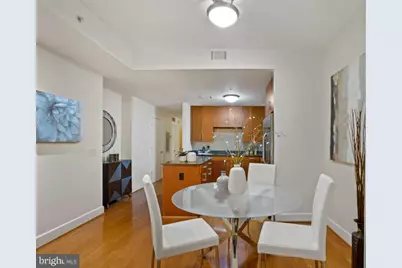 910 M Street NW #323, Washington, DC 20001 - Photo 10
