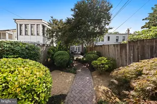 3021 Dent Pl NW, Washington, DC 20007 - Photo 20