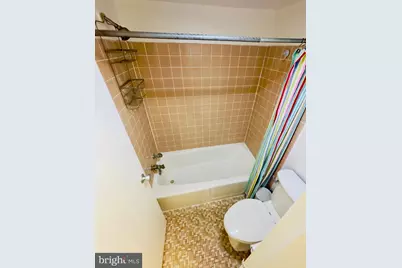 2201 L Street NW #715, Washington, DC 20037 - Photo 20