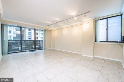 1140 23rd Street NW #203, Washington, DC 20037 - Photo 4