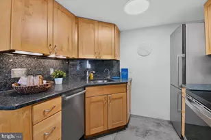 1438 Meridian Pl NW, Washington, DC 20010 - Photo 2