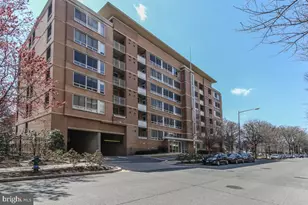 350 G St SW, Washington, DC 20024 - Photo 2