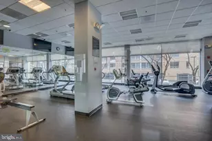 350 G St SW, Washington, DC 20024 - Photo 28