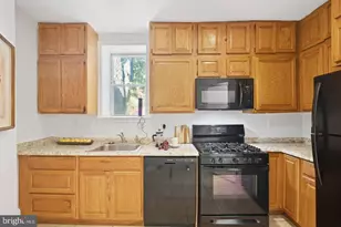 820 North Carolina Ave SE, Washington, DC 20003 - Photo 10