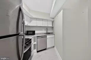 820 North Carolina Ave SE, Washington, DC 20003 - Photo 42