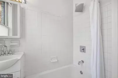 820 North Carolina Avenue SE, Washington, DC 20003 - Photo 28