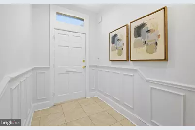 820 North Carolina Avenue SE, Washington, DC 20003 - Photo 2