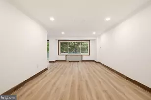 4201 Cathedral Ave NW, Washington, DC 20016 - Photo 18