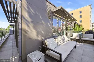 2014 Kalorama Rd NW, Washington, DC 20009 - Photo 4