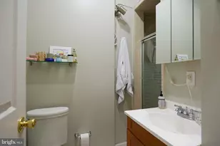1745 NW T Street NW, Washington, DC 20009 - Photo 22