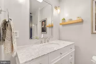 1242 K St SE, Washington, DC 20003 - Photo 16