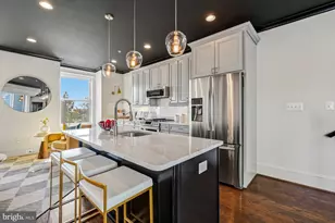 67 V St NW, Washington, DC 20001 - Photo 14