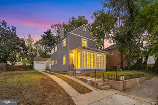 4428 Hunt Pl NE, Washington, DC 20019 - Photo 2