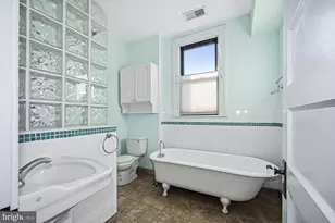 2610 Cathedral Ave NW, Washington, DC 20008 - Photo 16