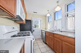 2610 Cathedral Ave NW, Washington, DC 20008 - Photo 8