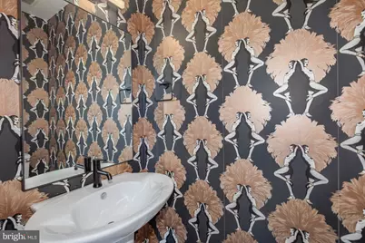 646 Newton Place NW #303, Washington, DC 20010 - Photo 10