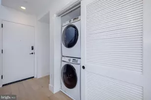 646 Newton Pl NW, Washington, DC 20010 - Photo 18