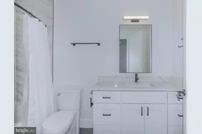 646 Newton Place NW #303, Washington, DC 20010 - Photo 16