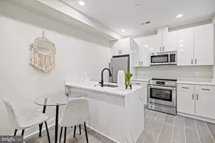 824 18th St NE, Washington, DC 20002 - Photo 8