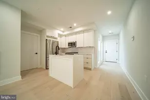 1117 24th St NW, Washington, DC 20037 - Photo 6