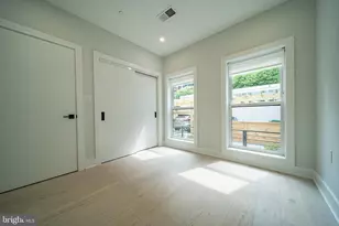 1117 24th St NW, Washington, DC 20037 - Photo 14