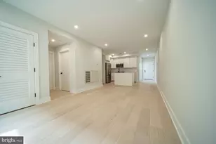 1117 24th St NW, Washington, DC 20037 - Photo 12