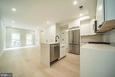 1117 24th Street NW #1, Washington, DC 20037 - Photo 4
