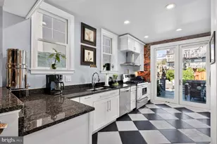735 Fairmont St NW, Washington, DC 20001 - Photo 32