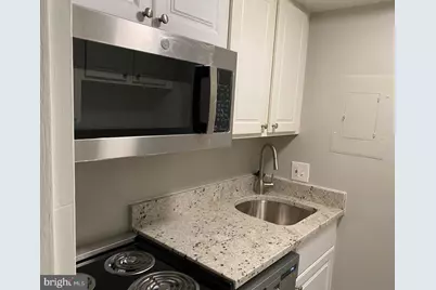 2141 I Street NW #809, Washington, DC 20037 - Photo 8