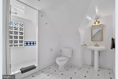 4123 Military Road NW, Washington, DC 20015 - Photo 32