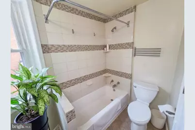 207 R Street NW #4, Washington, DC 20001 - Photo 10