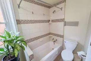 207 R St NW, Washington, DC 20001 - Photo 10