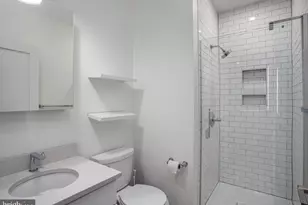 529 G St SE, Washington, DC 20003 - Photo 10
