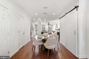 17 V St NW, Washington, DC 20001 - Photo 10