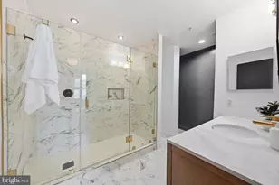 929 Florida Ave NW, Washington, DC 20001 - Photo 34