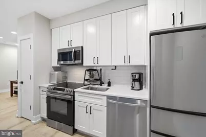 1016 17th Place NE #7, Washington, DC 20002 - Photo 12