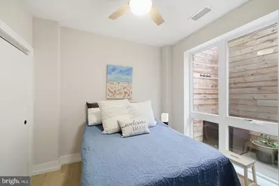 1016 17th Place NE #7, Washington, DC 20002 - Photo 14