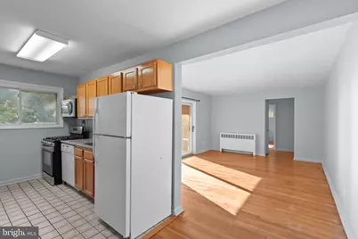 1390 Bryant Street NE #201, Washington, DC 20018 - Photo 4