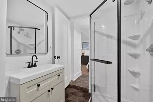 219 Douglas St NE, Washington, DC 20002 - Photo 32